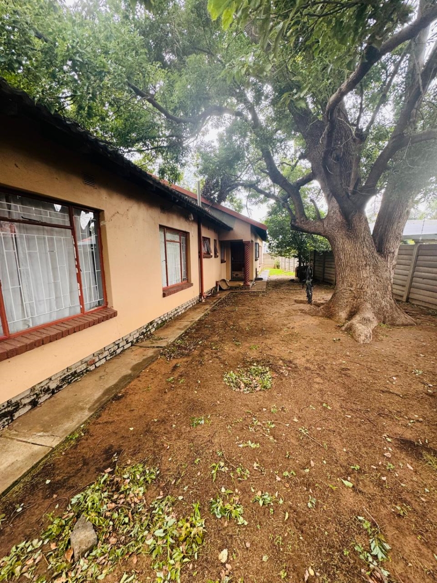 3 Bedroom Property for Sale in Oos Einde North West